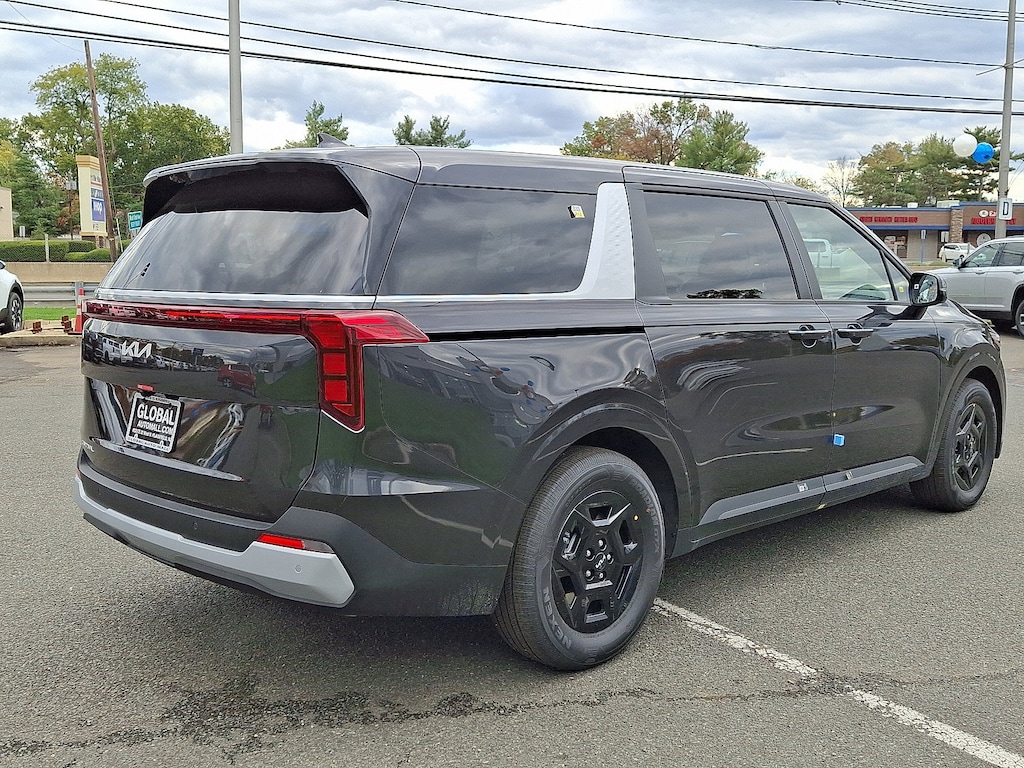 New 2026 Kia Carnival LX Van Passenger Van