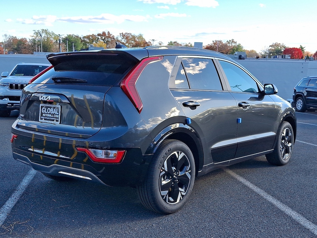 New 2025 Kia Niro EV Wind SUV