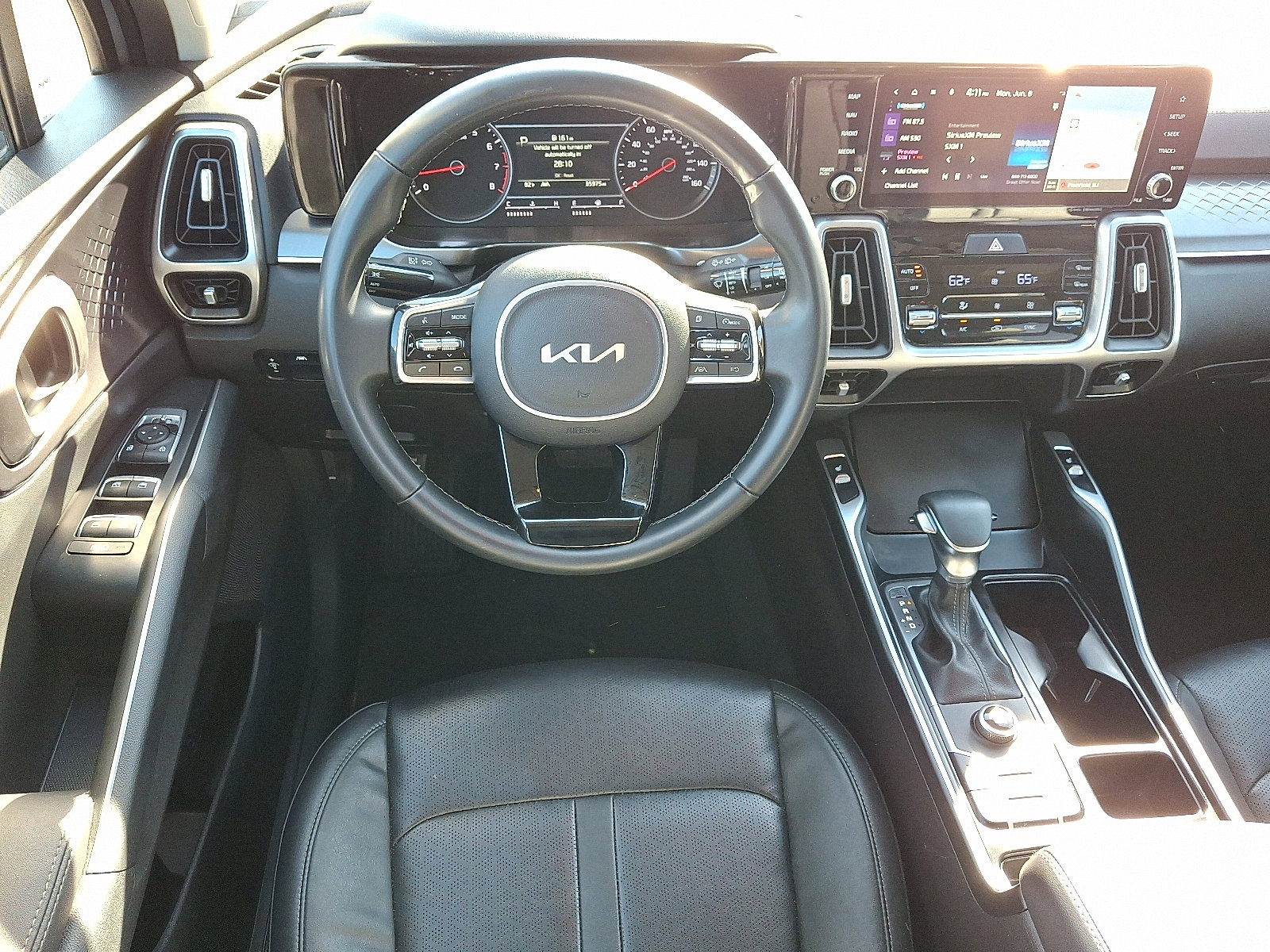 2022 Kia Sorento S - Photo 12