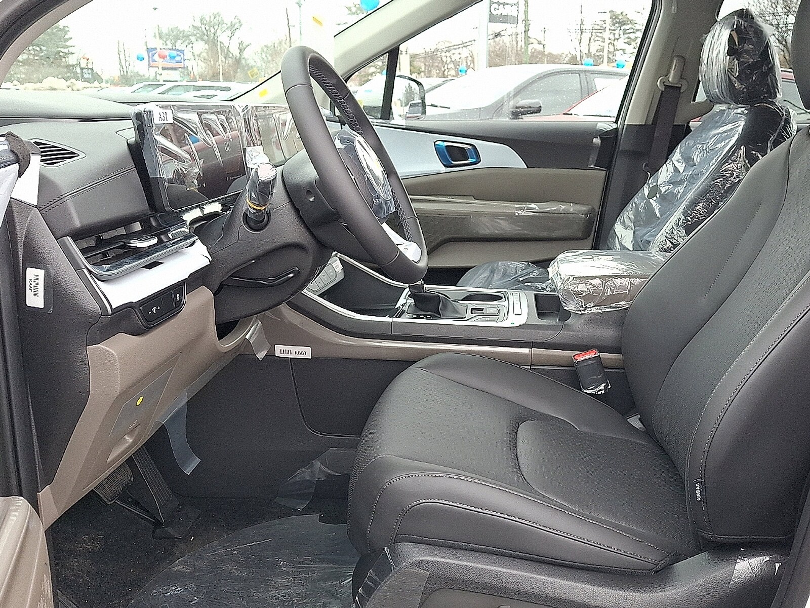 2026 Kia Carnival LXS - Photo 9