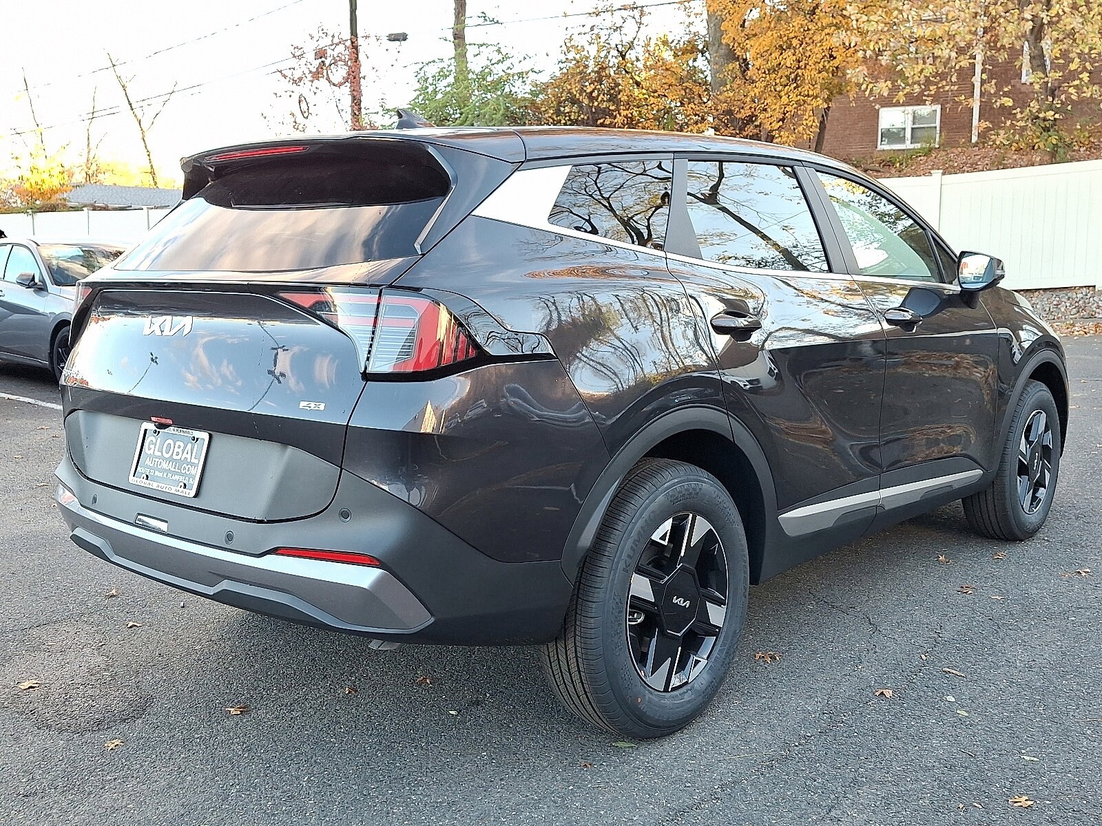 2026 Kia Sportage LX photo 3