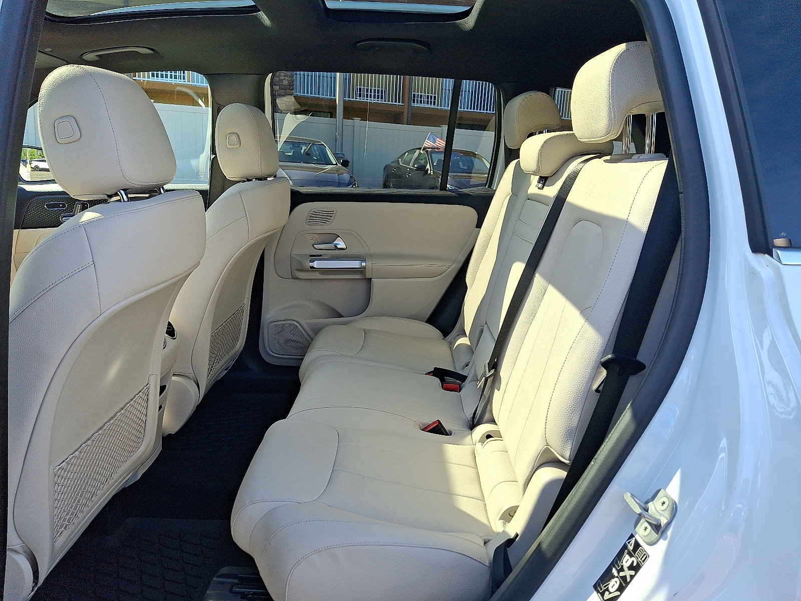 2024 Mercedes-Benz GLB Base - Photo 11