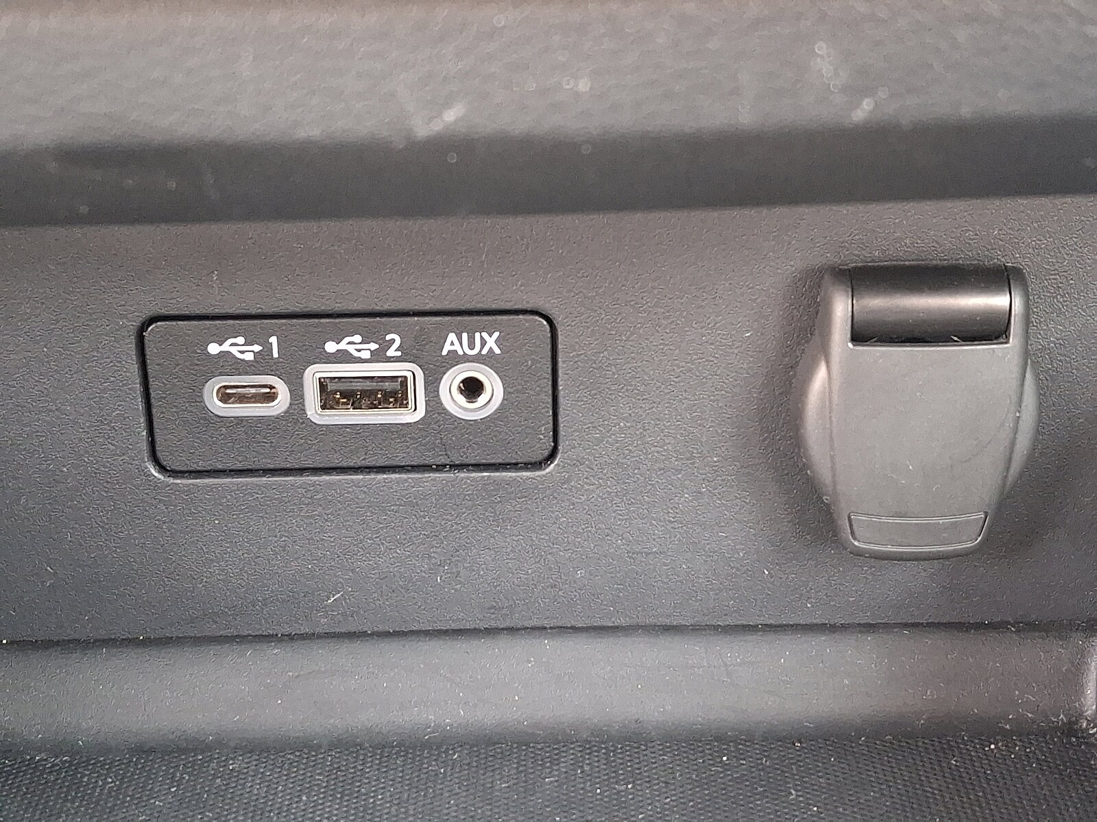 2025 Nissan Altima SV - Photo 24