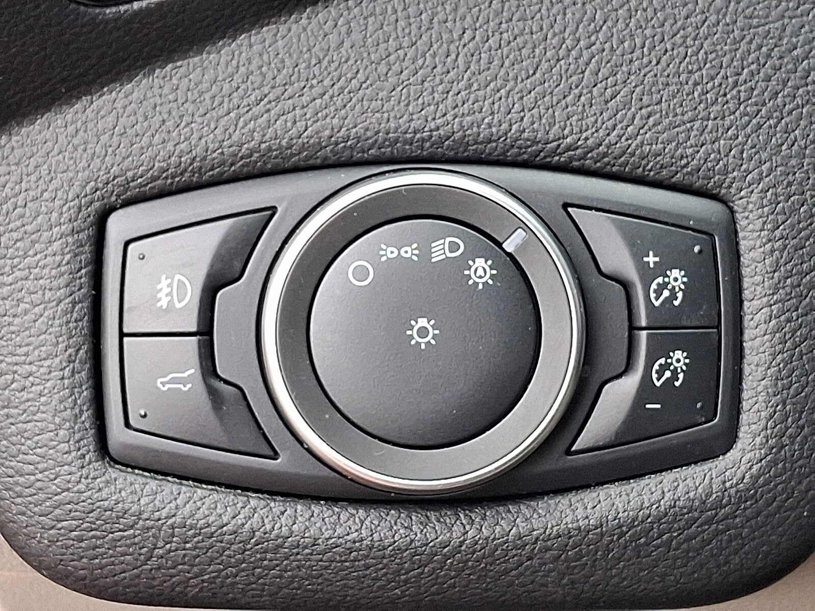 2019 Ford Escape Titanium - Photo 26
