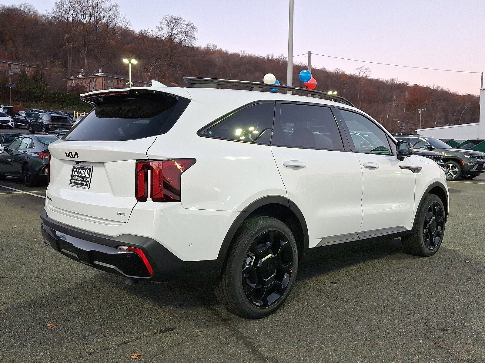 2026 Kia Sorento X-Line SX Prestige - Photo 4