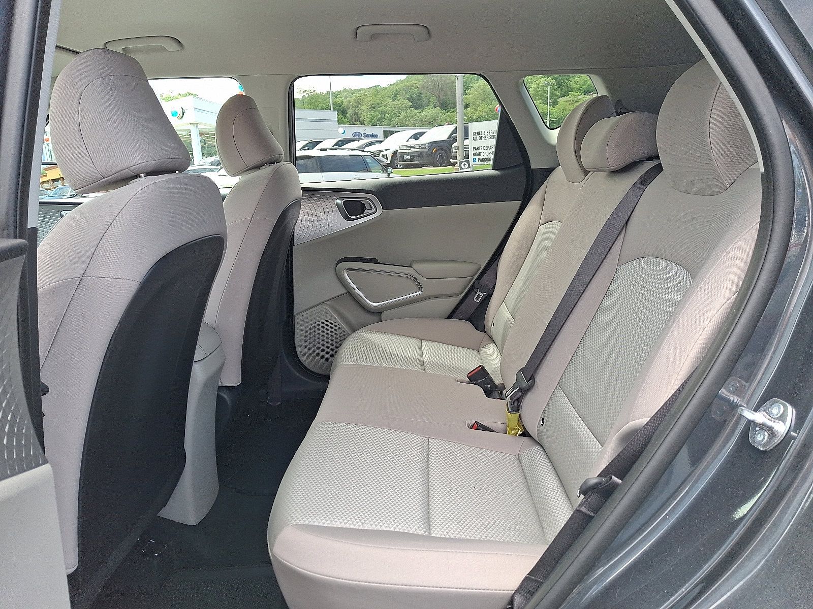 2025 Kia Soul LX - Photo 11