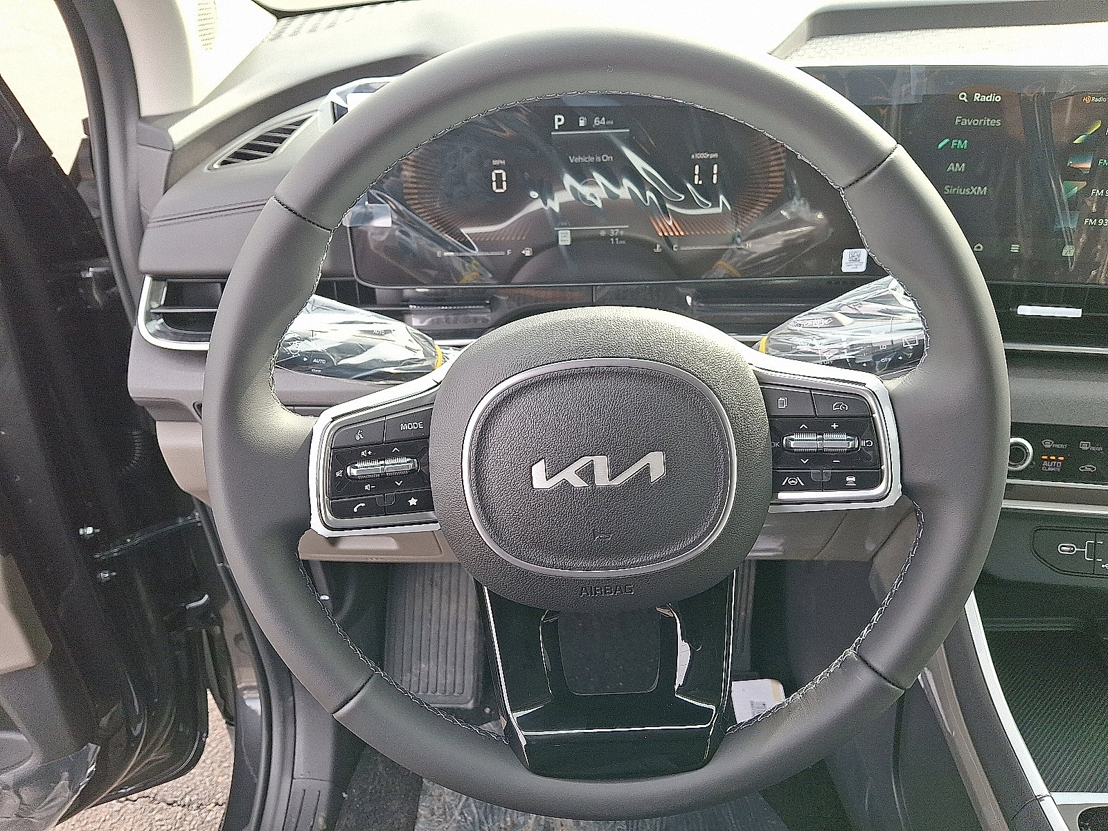 2026 Kia Carnival EX - Photo 15