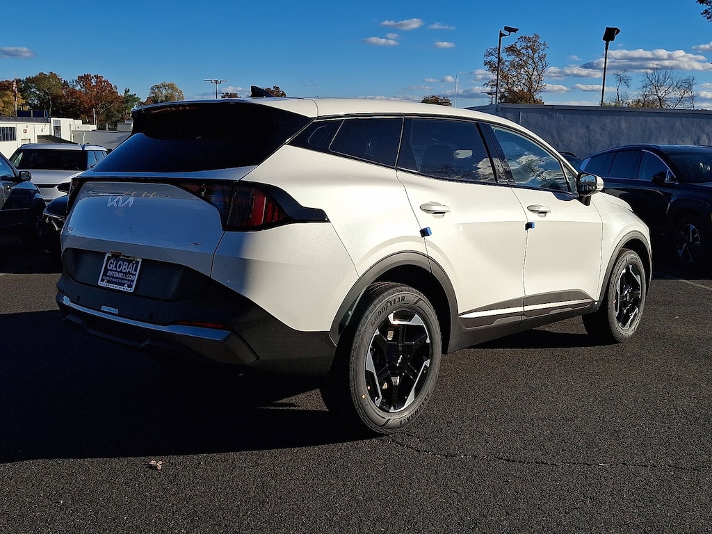 New 2026 Kia Sportage Hybrid S SUV