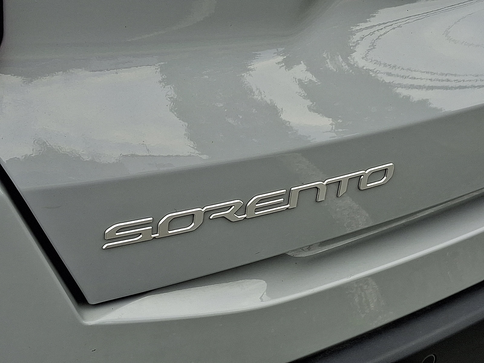 2024 Kia Sorento S - Photo 33