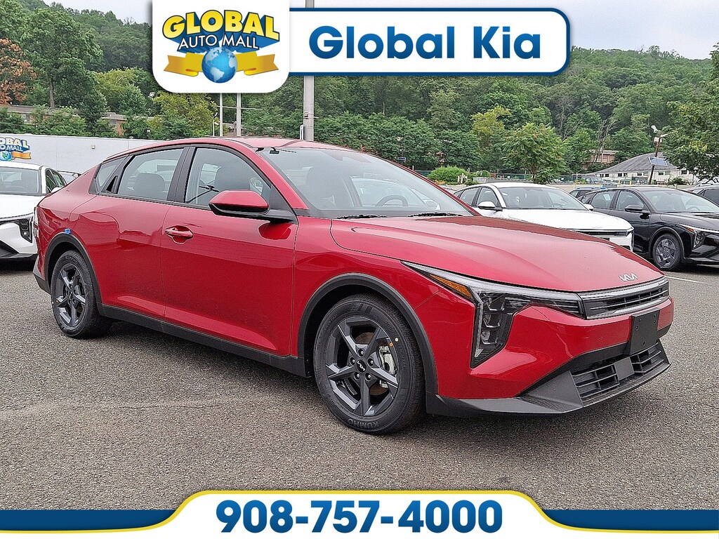New 2025 Kia K4 LXS Sedan