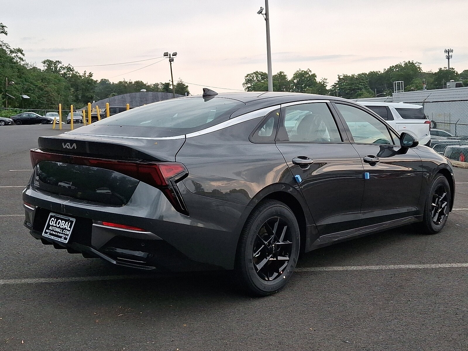 2026 Kia K5 LXS photo 4