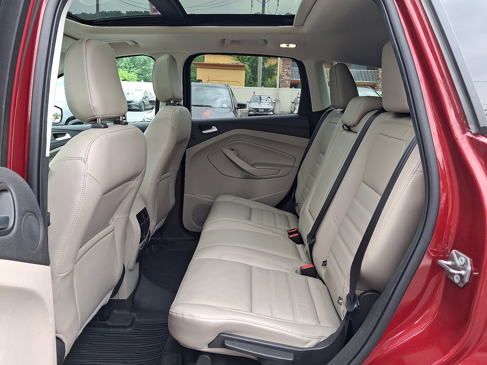 2019 Ford Escape Titanium - Photo 11