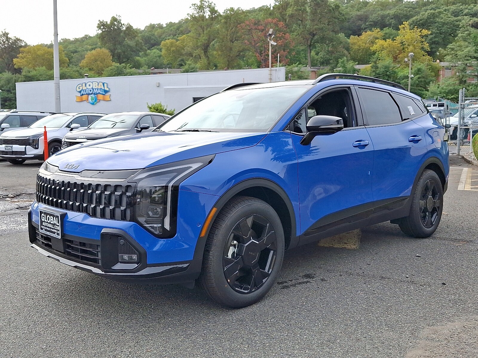 2026 Kia Sportage X-Line photo 2