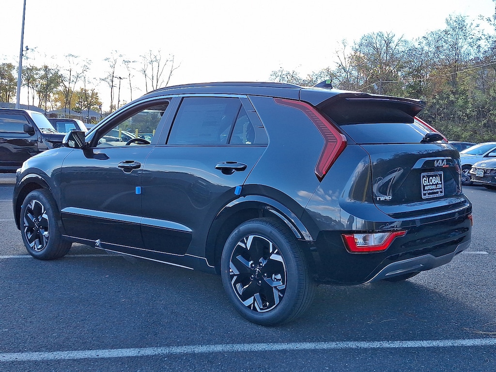 New 2025 Kia Niro EV Wind SUV