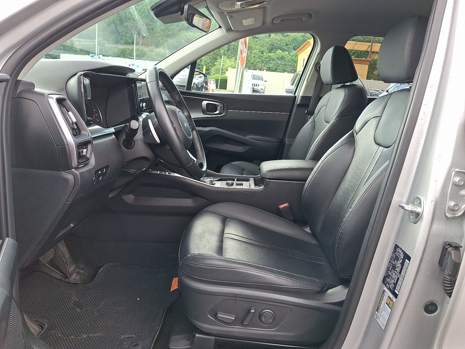 2023 Kia Sorento EX Hybrid - Photo 14