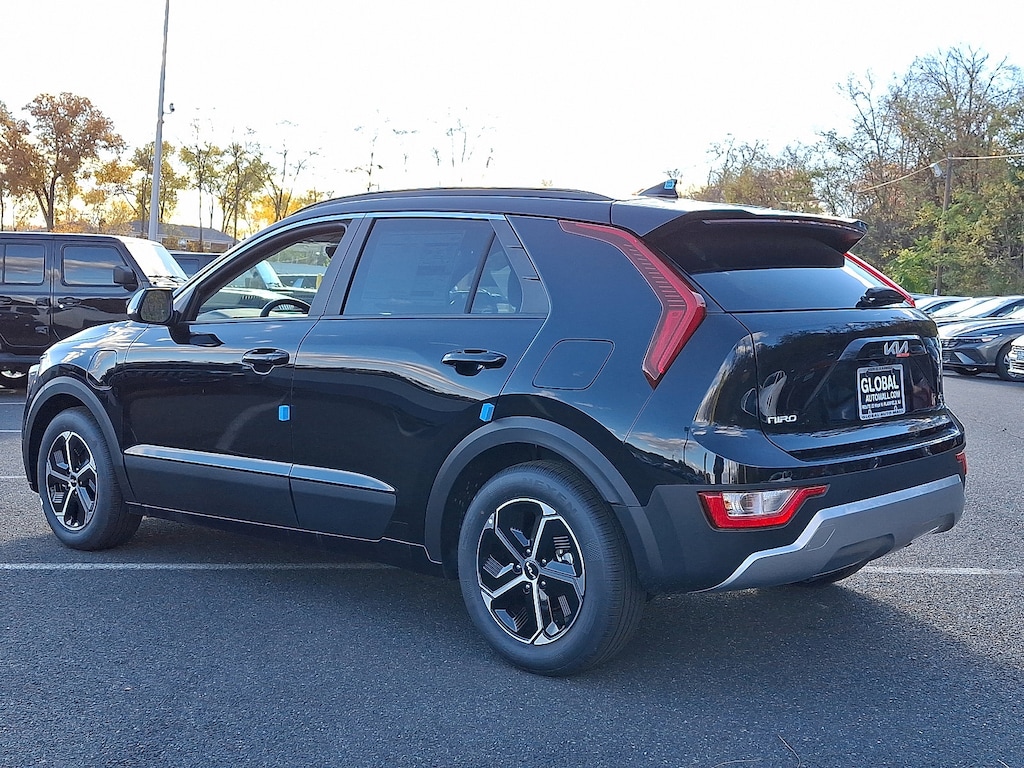 New 2025 Kia Niro Plug-In Hybrid EX SUV
