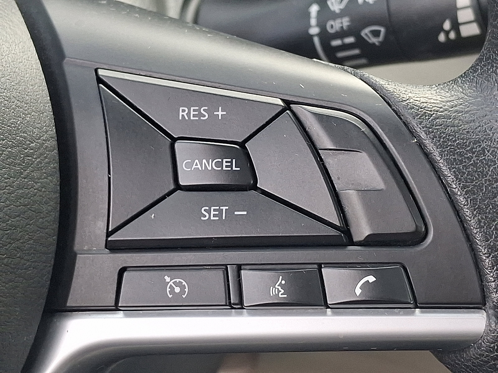 2025 Nissan Altima SV - Photo 23