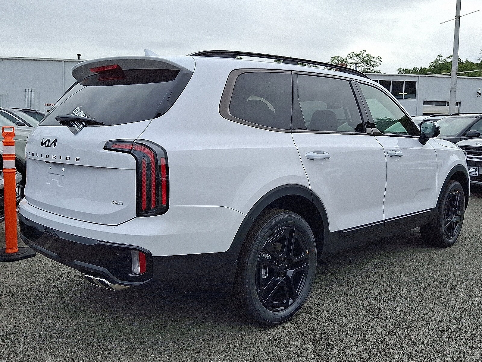 2025 Kia Telluride EX X-Line photo 3