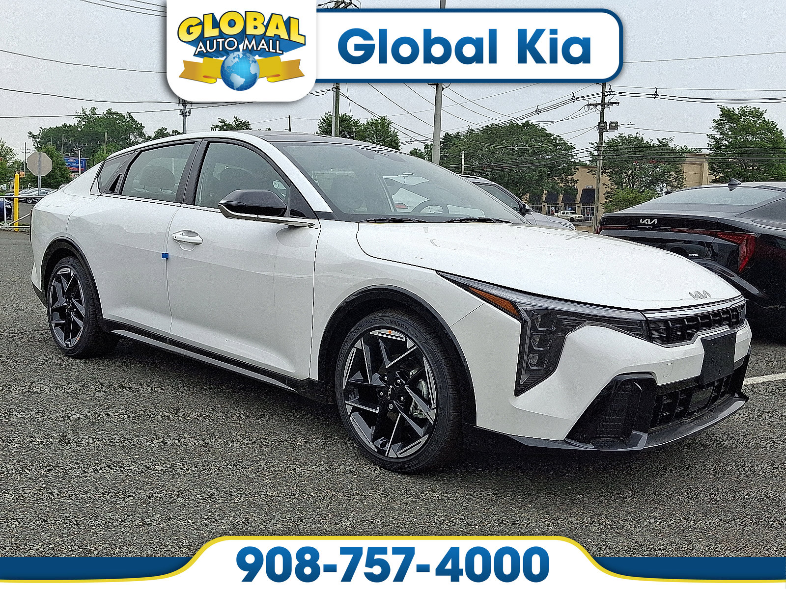 2025 Kia K4 GT-Line's photo