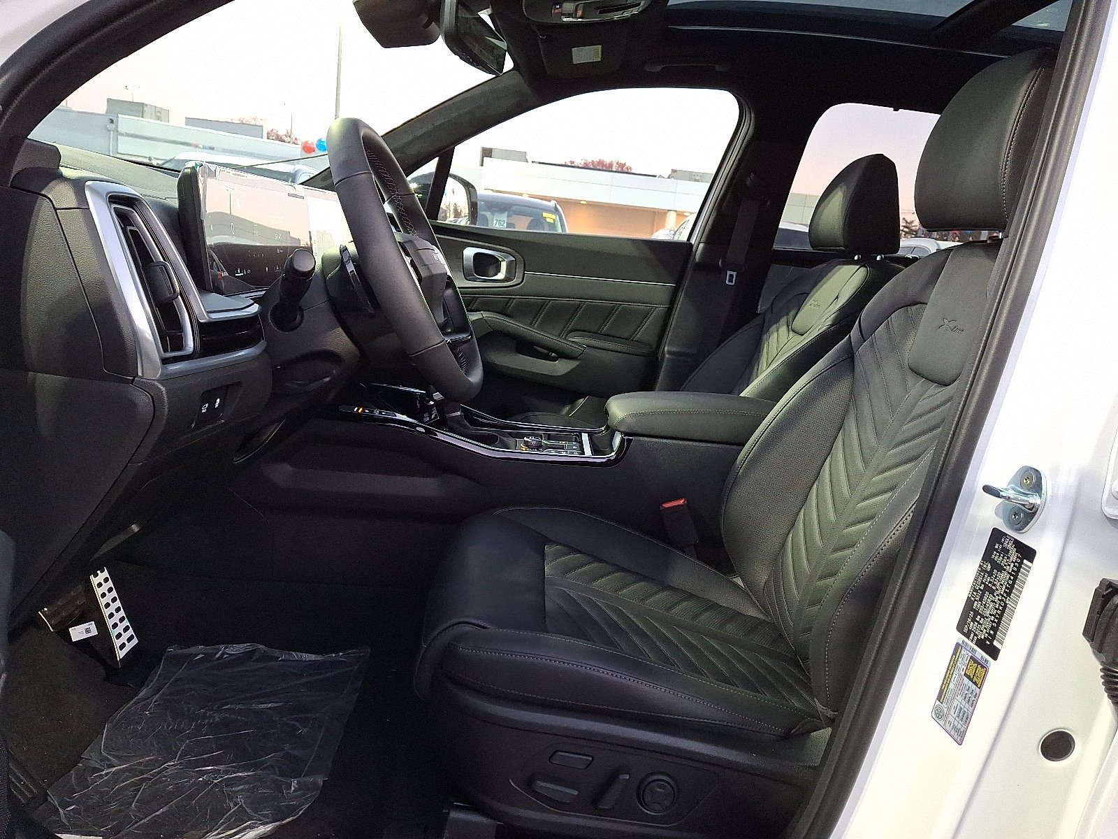 2026 Kia Sorento X-Line SX Prestige - Photo 9