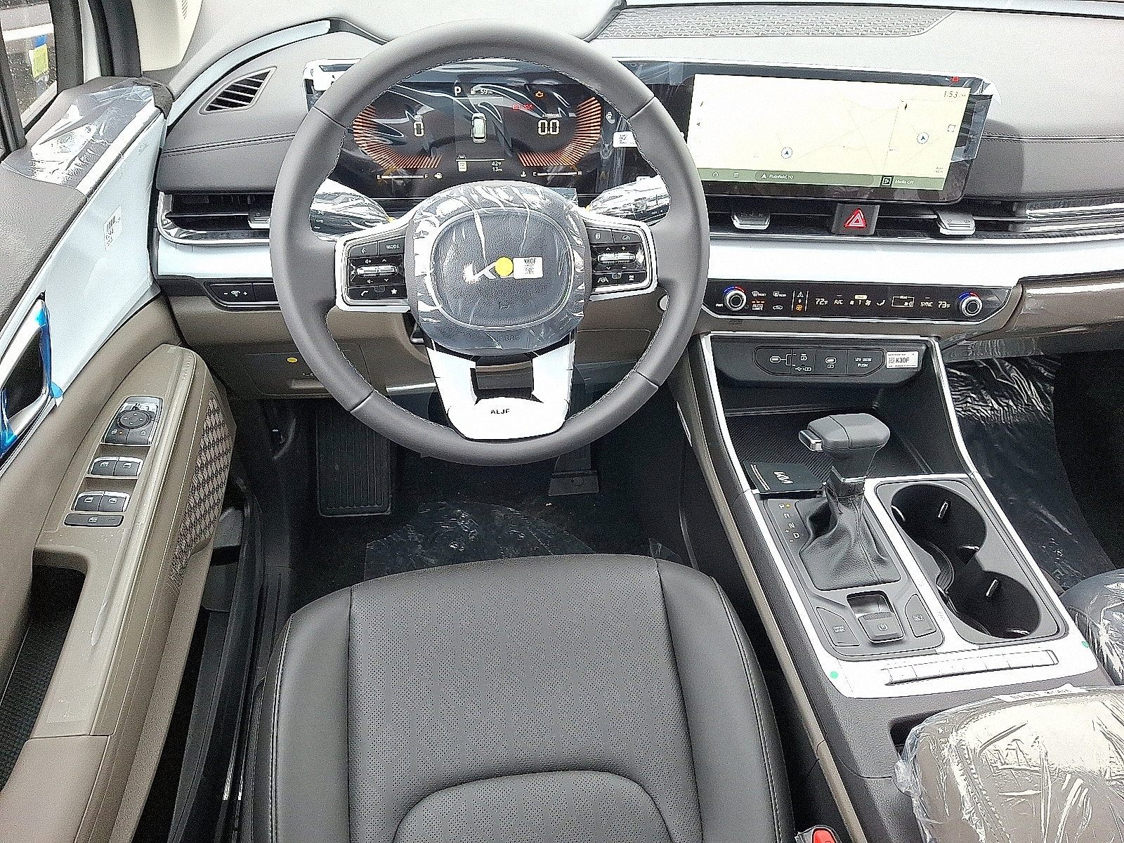 2026 Kia Carnival LXS - Photo 7