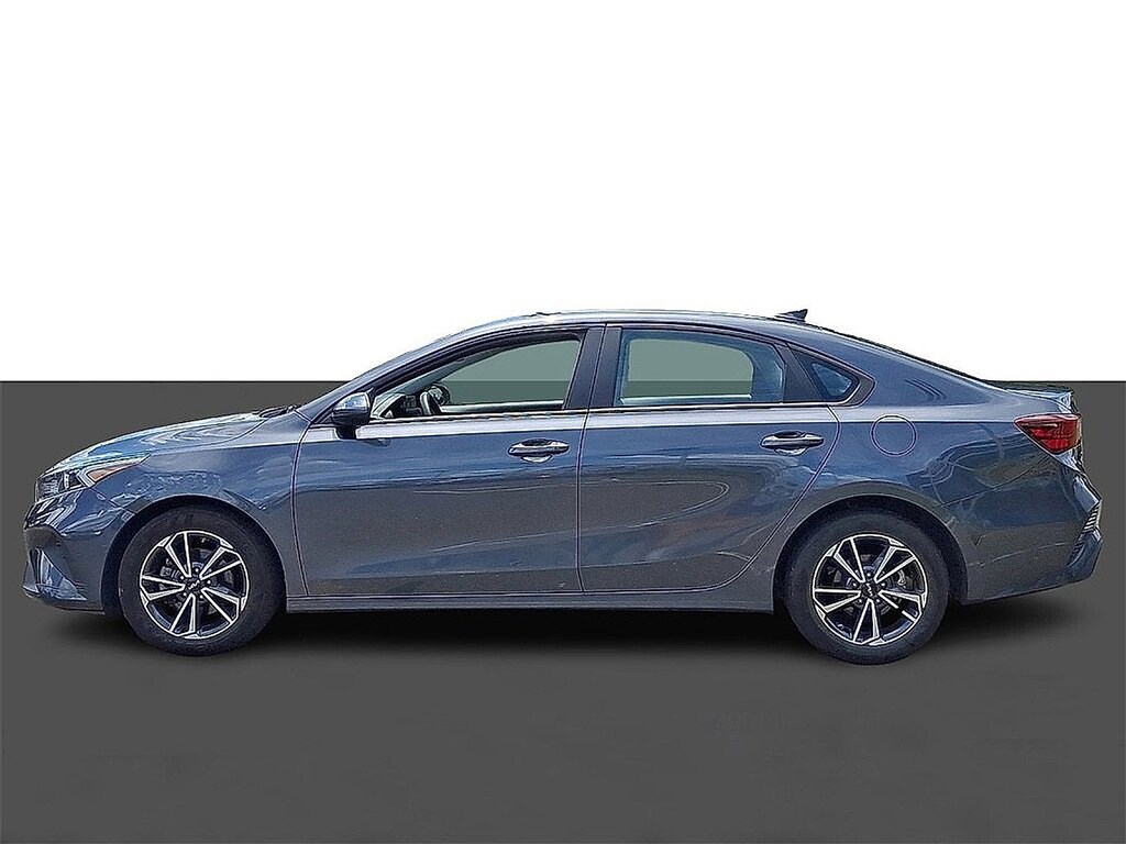 Used 2022 Kia Forte LXS Sedan