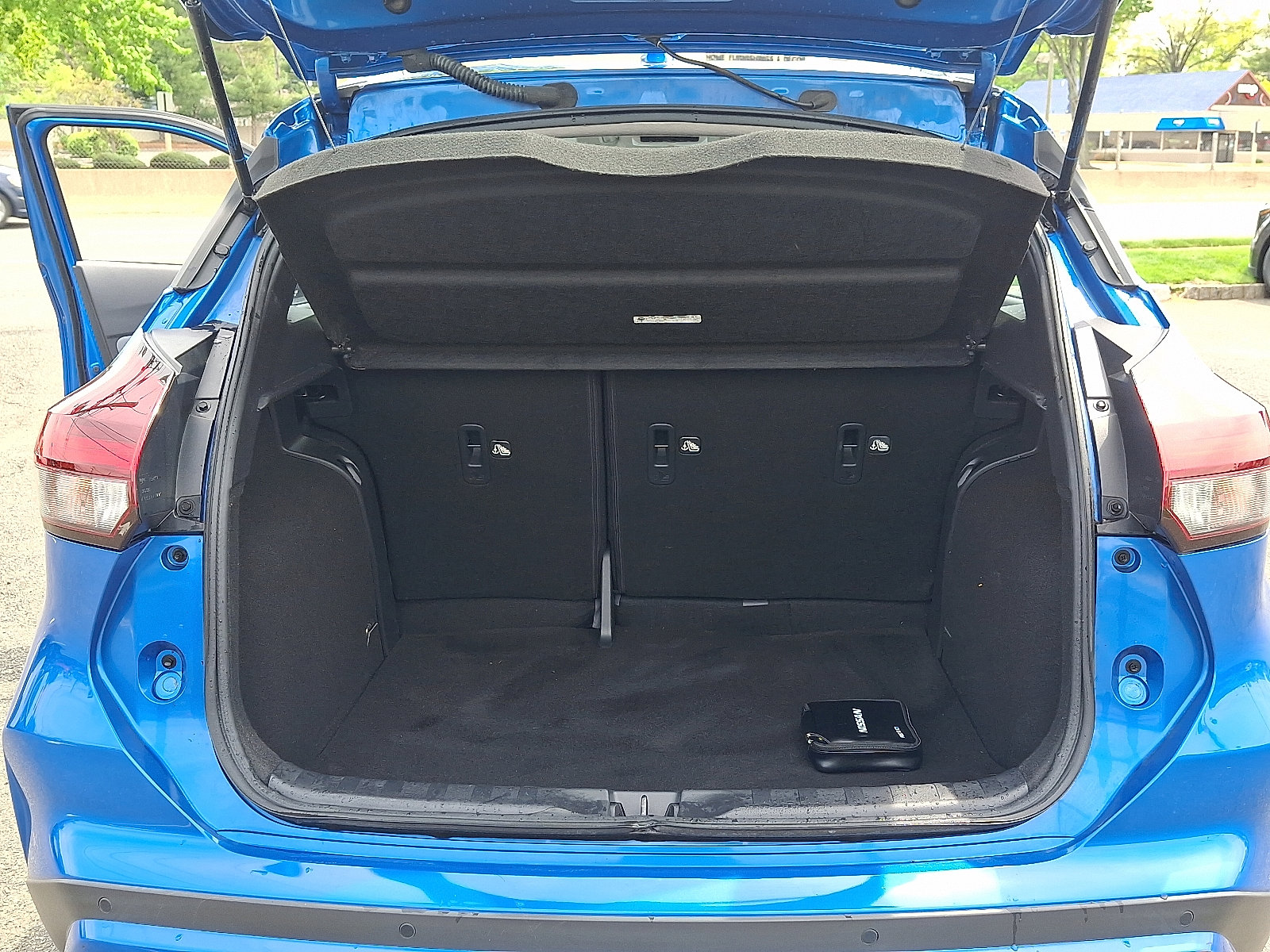 2023 Nissan Kicks SR - Photo 28