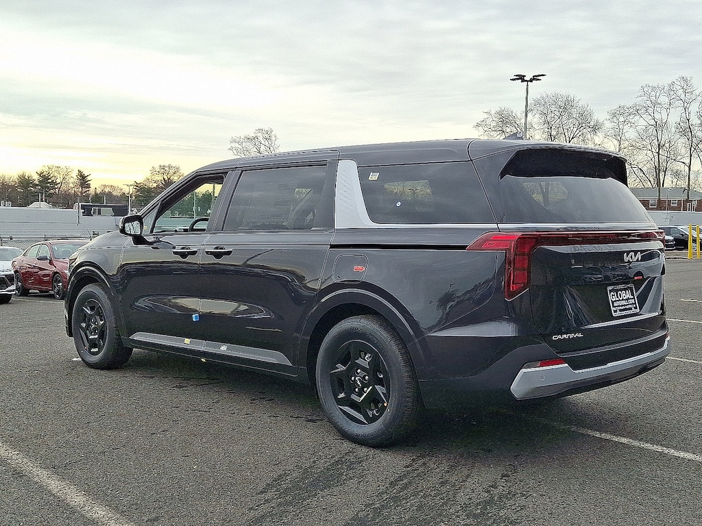New 2026 Kia Carnival LXS Van Passenger Van