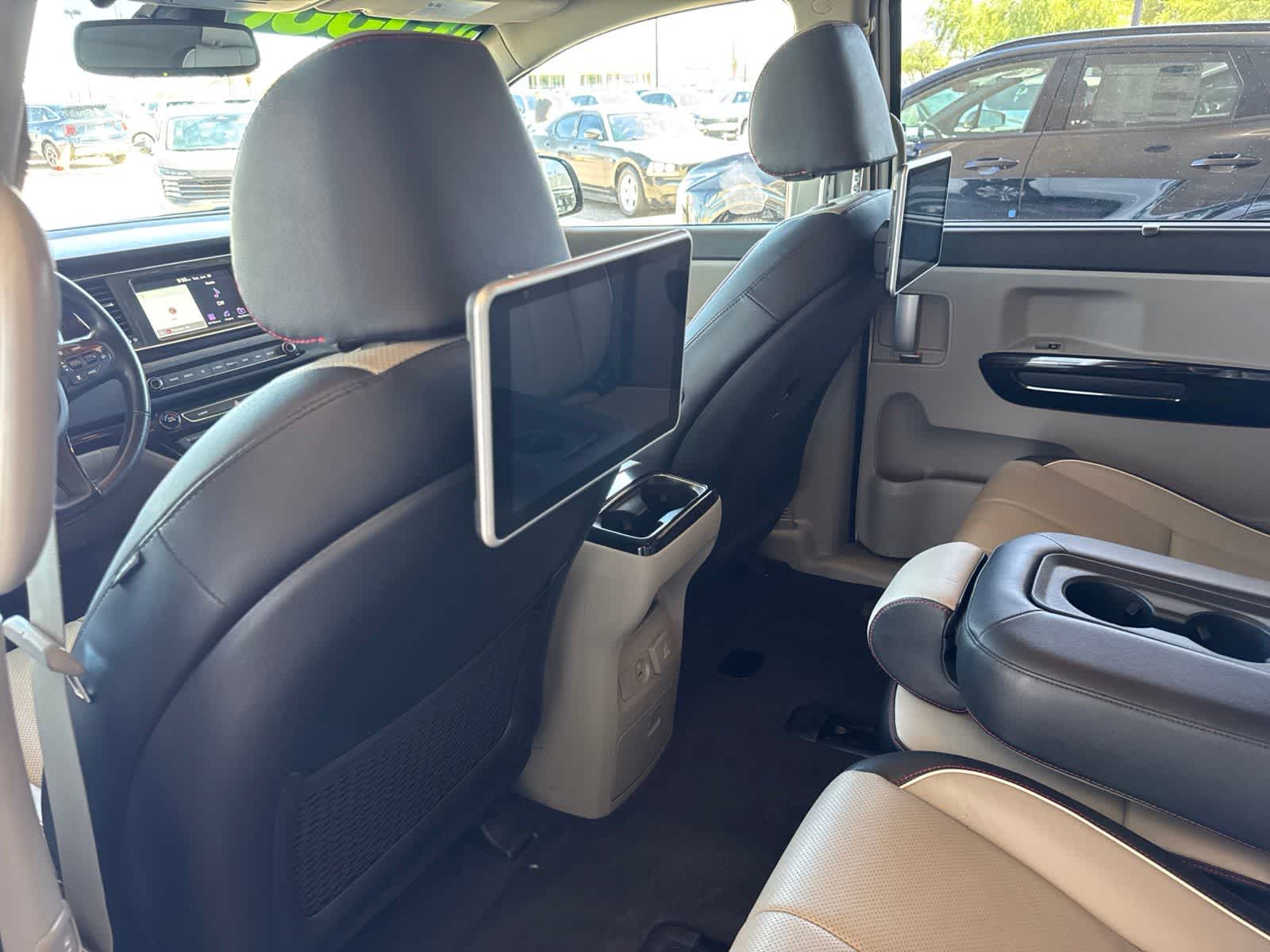 Thumbnail: 2021 Kia Sedona - 11