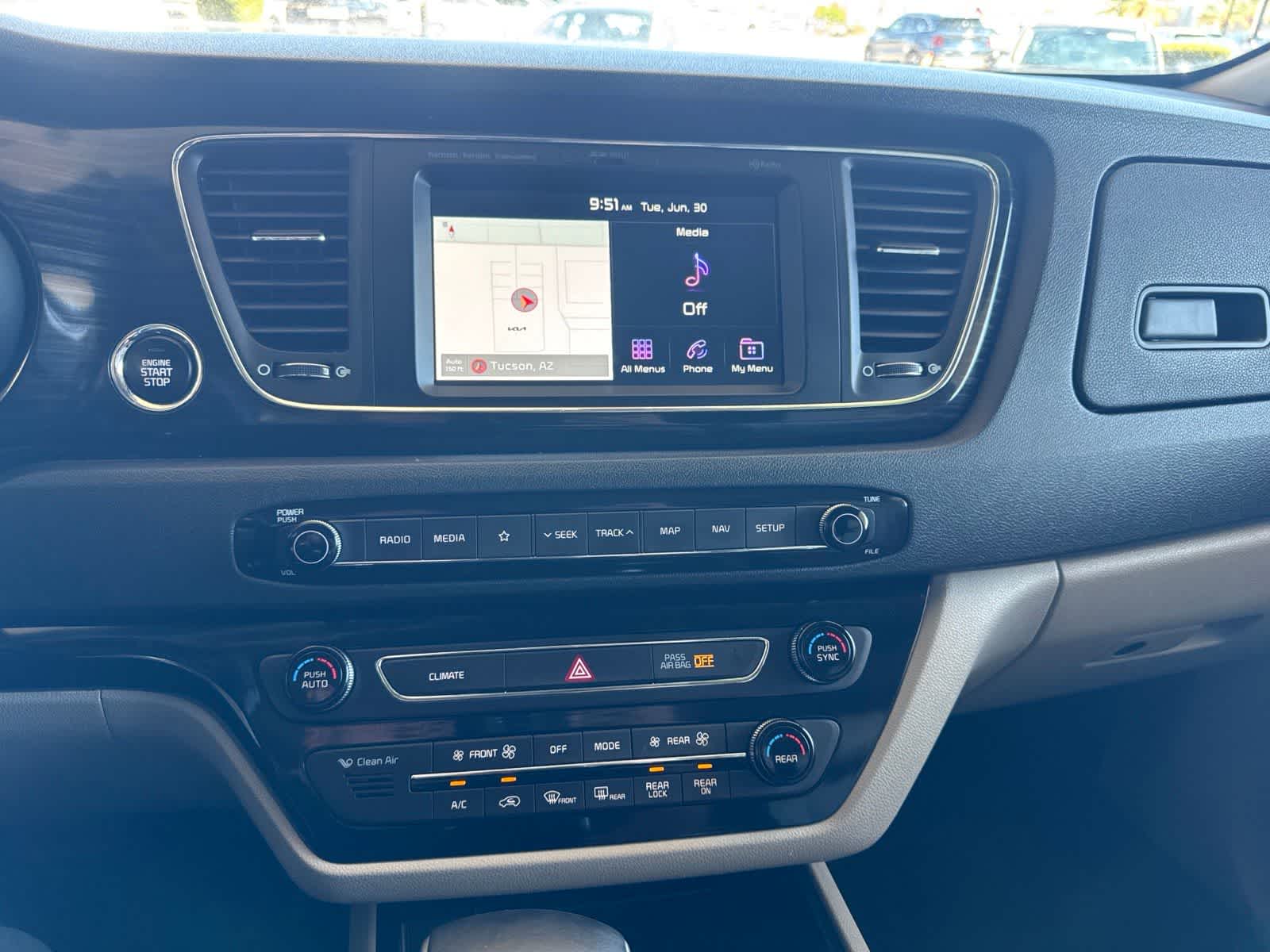 Thumbnail: 2021 Kia Sedona - 14