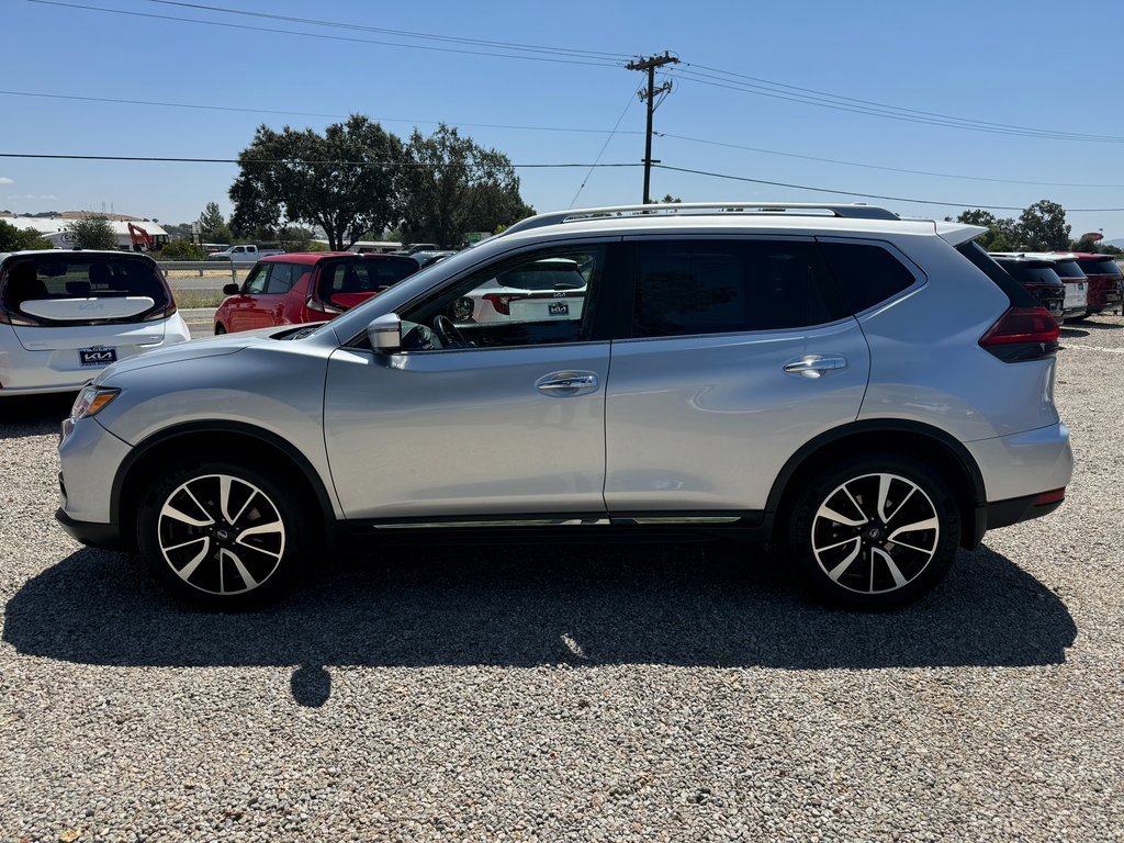 Used 2018 Nissan Rogue SL with VIN JN8AT2MV4JW352191 for sale in Paso Robles, CA