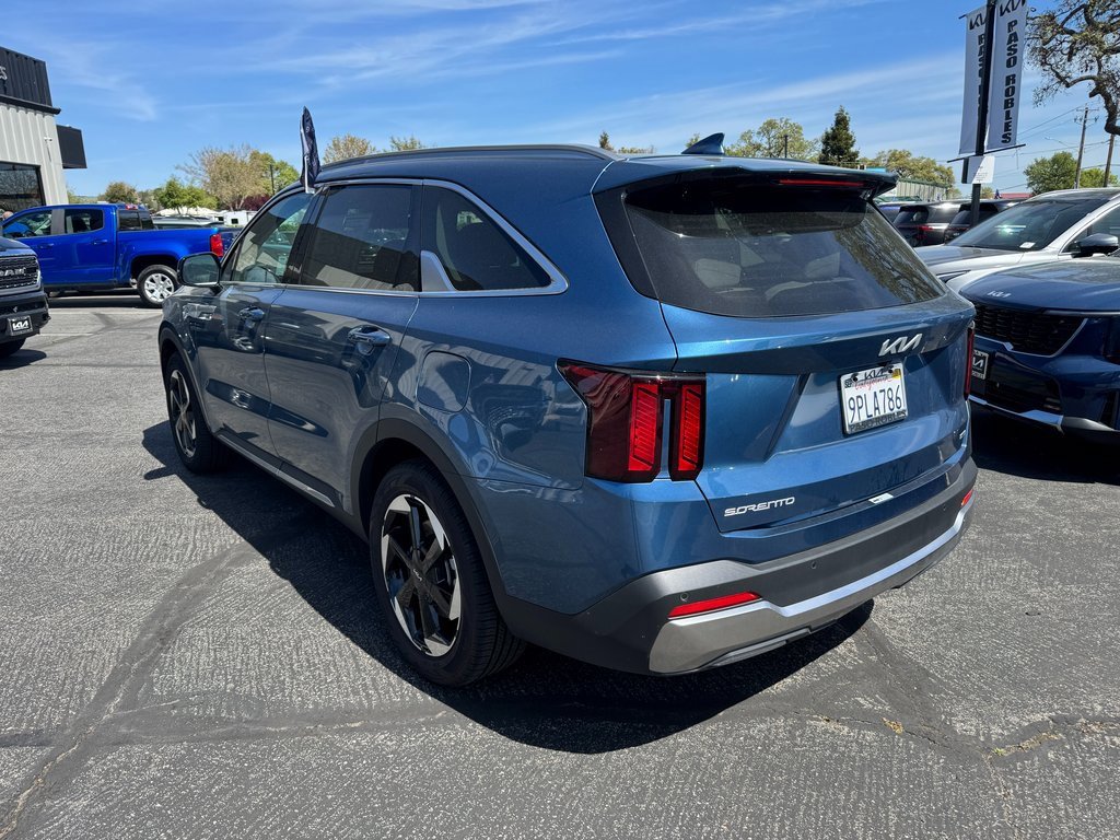 2025 Kia Sorento Hybrid EX photo 3