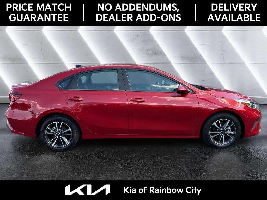2024 Kia Forte LXS photo 2