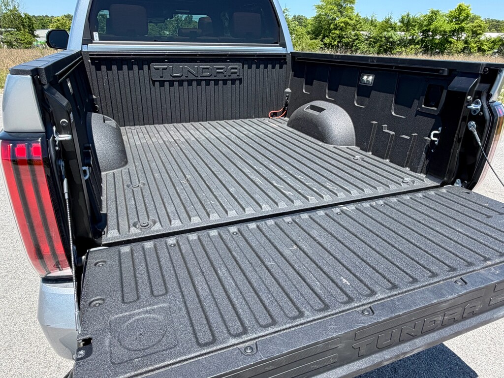 2025 Toyota Tundra 1794 Edition - Photo 13
