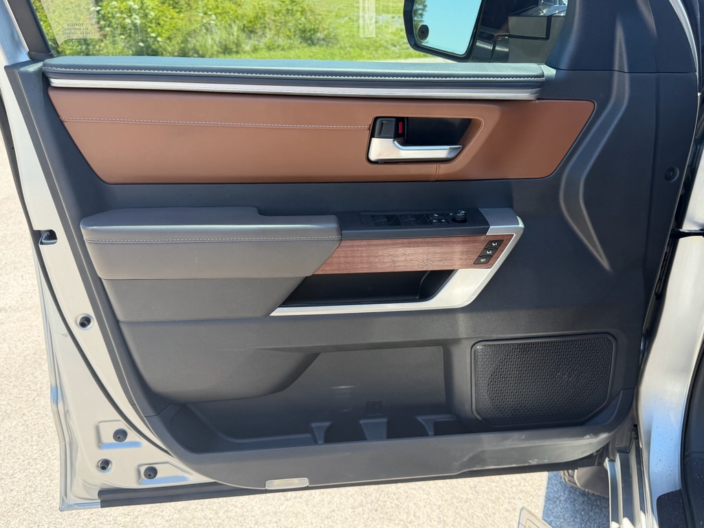 2025 Toyota Tundra 1794 Edition - Photo 16