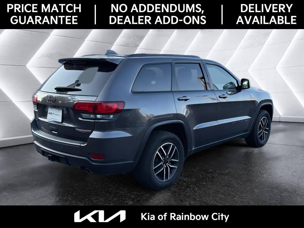2021 Jeep Grand Cherokee Trailhawk photo 2
