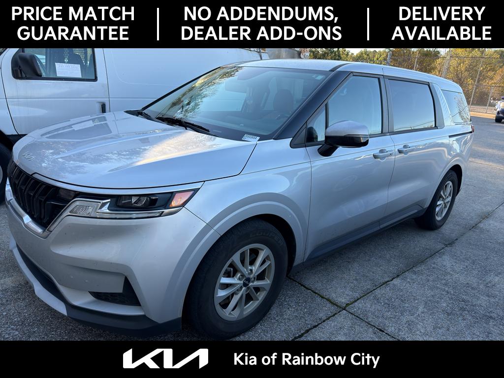 2022 Kia Carnival LXS photo 2