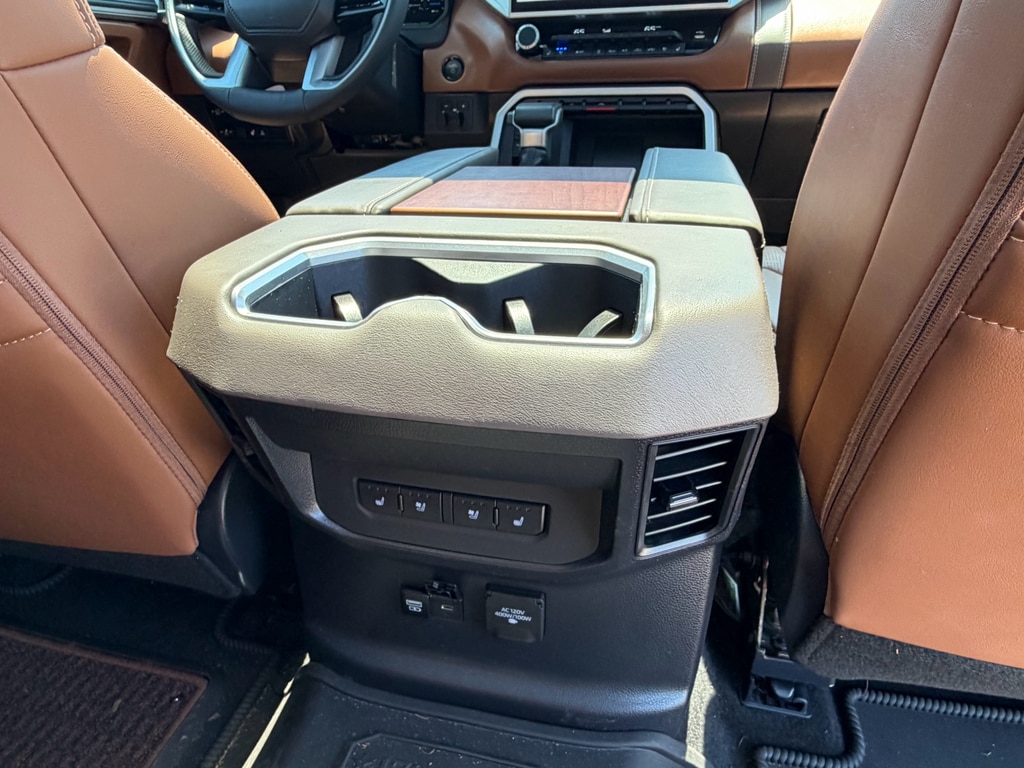 2025 Toyota Tundra 1794 Edition - Photo 28