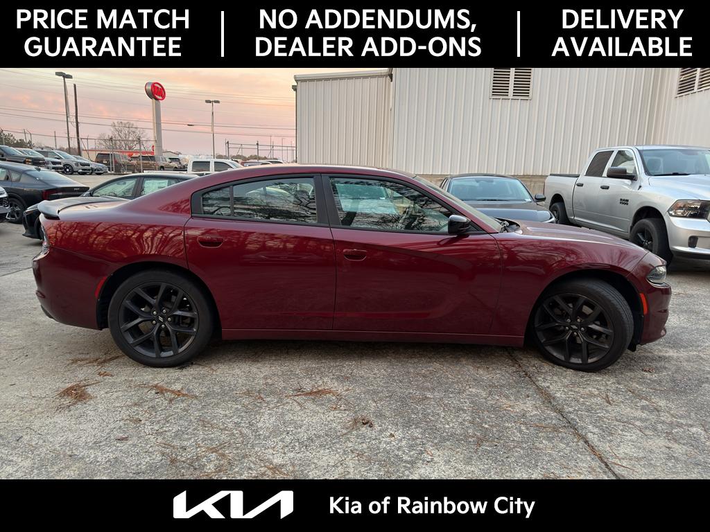 2019 Dodge Charger SXT photo 2