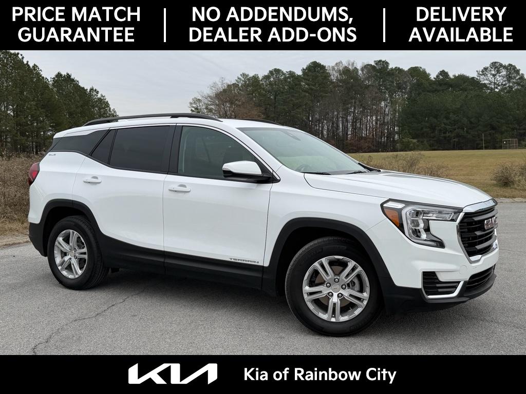 2024 GMC Terrain SLE's photo