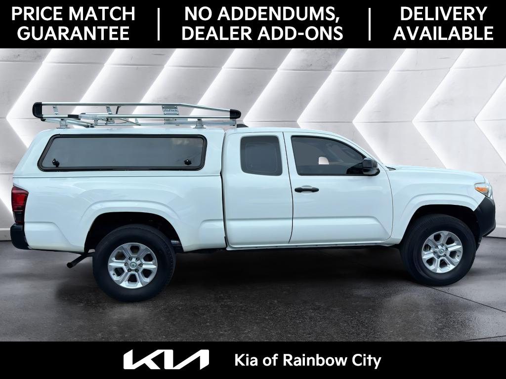 2018 Toyota Tacoma SR photo 2