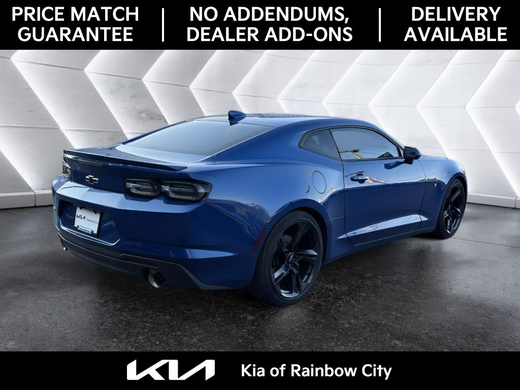 2021 Chevrolet Camaro 1LT photo 3