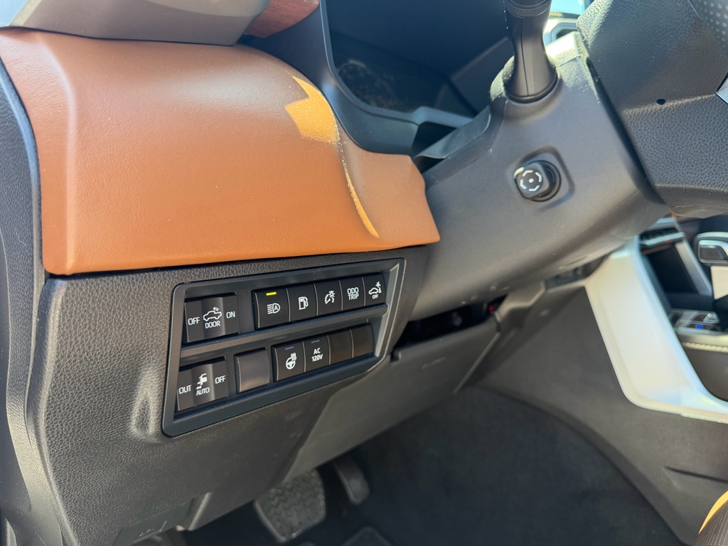 2025 Toyota Tundra 1794 Edition - Photo 18
