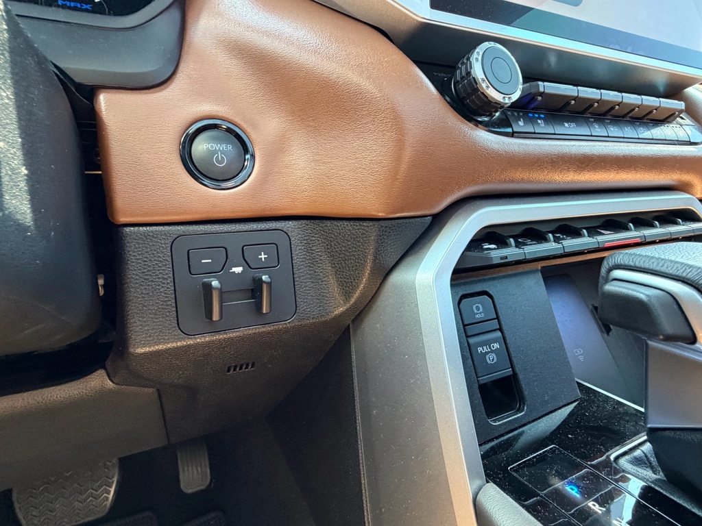 2025 Toyota Tundra 1794 Edition - Photo 36