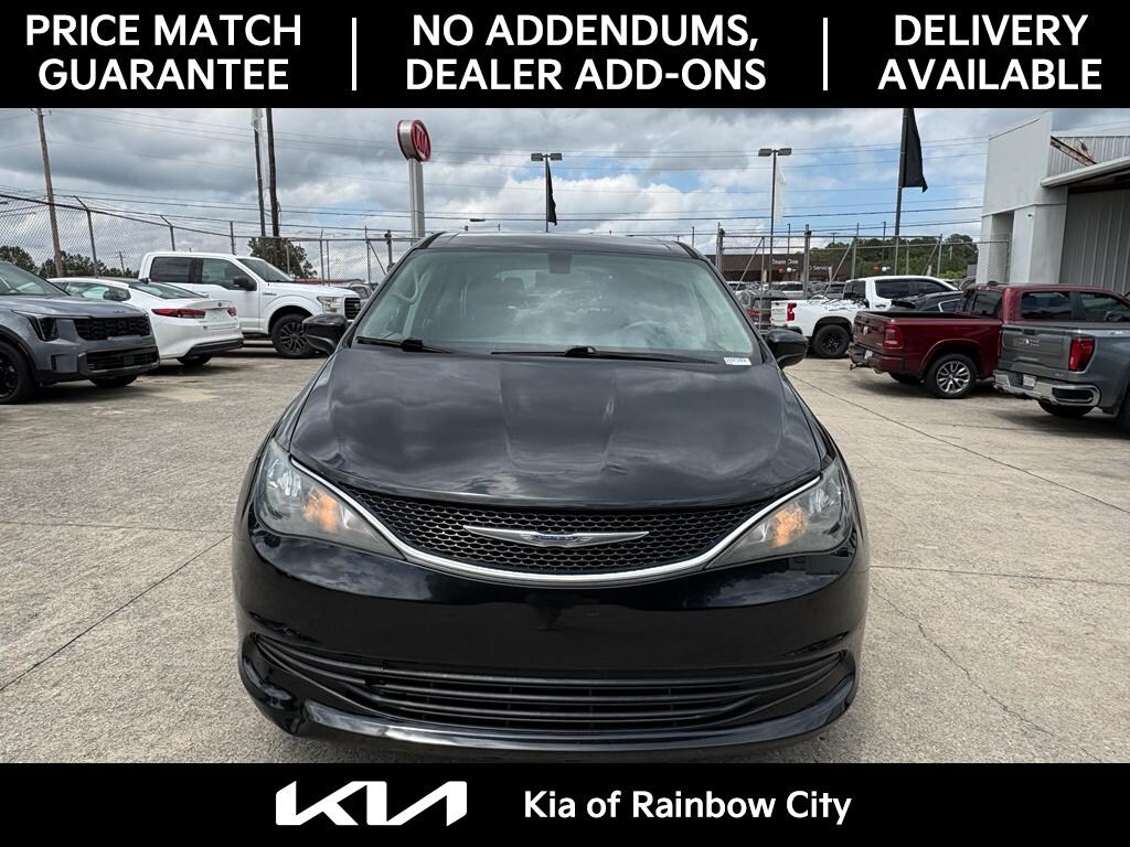 Used 2017 Chrysler Pacifica Touring Van