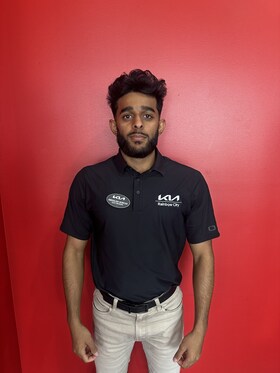 Staff member Abdullah Qureshi from ID_b525cb31b9dc