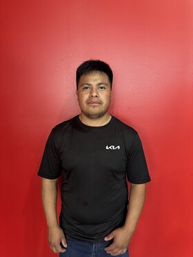 Staff member Andres Ramirez from ID_6b6cd5155e25