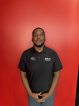 Staff member Jermichael Smith from ID_b525cb31b9dc