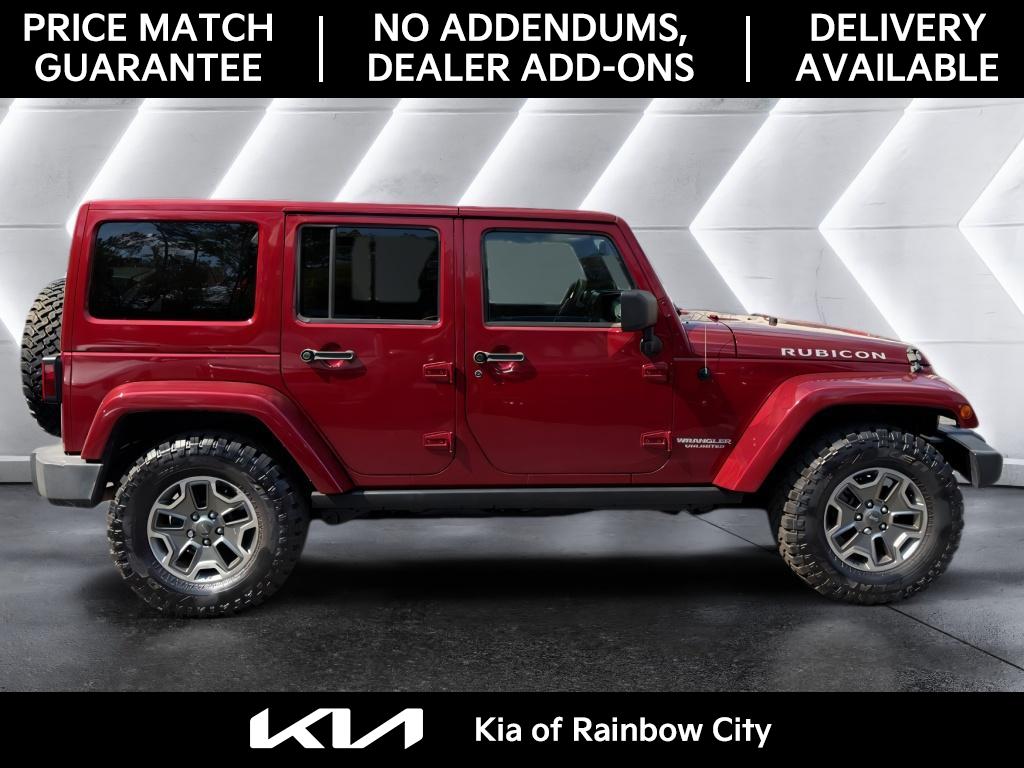 2013 Jeep Wrangler Unlimited Rubicon photo 2