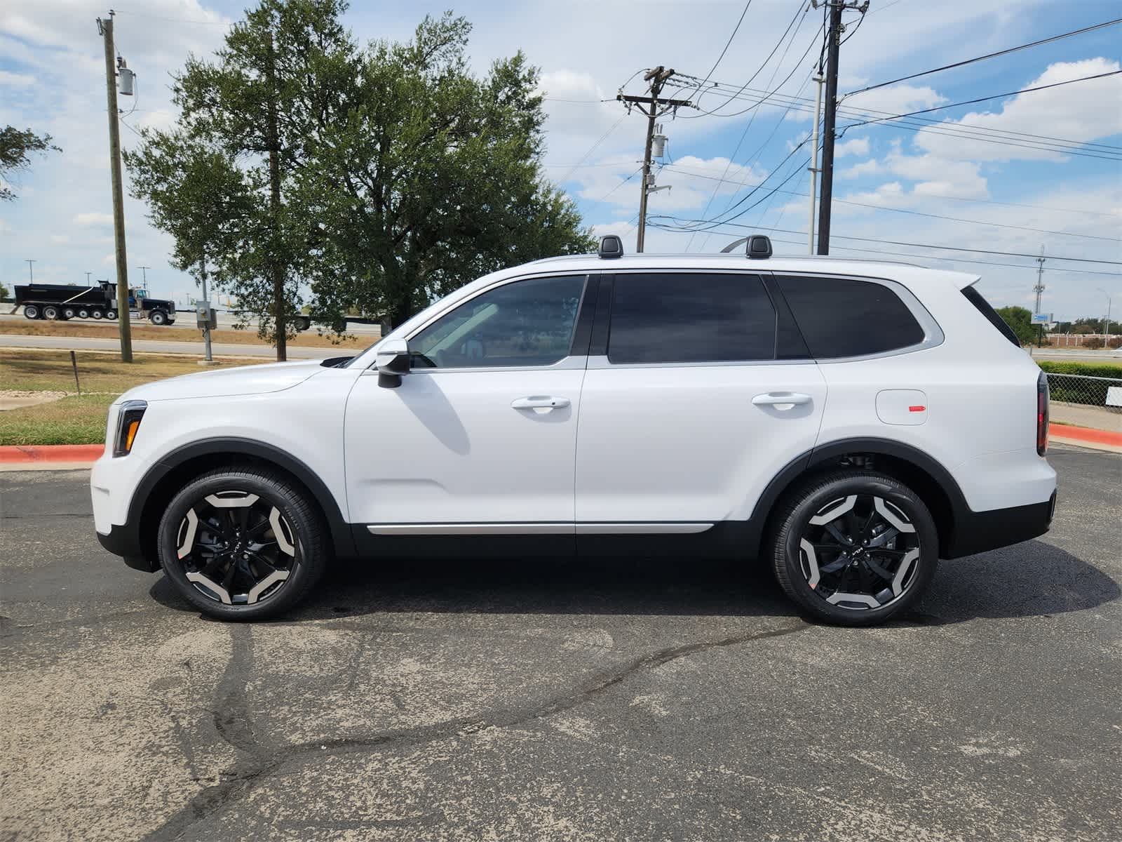 Thumbnail: 2025 Kia Telluride - 4